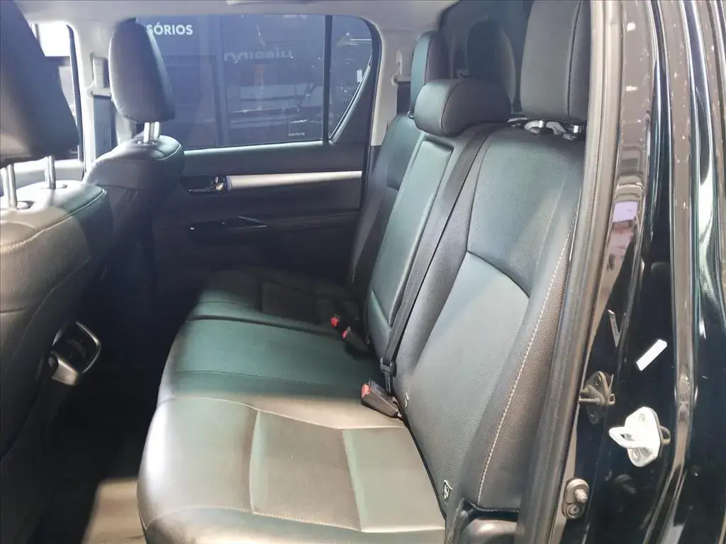 galeria HILUX