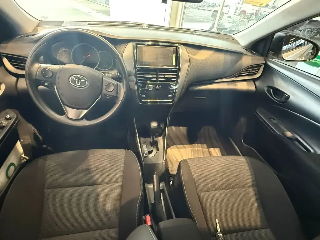 galeria YARIS