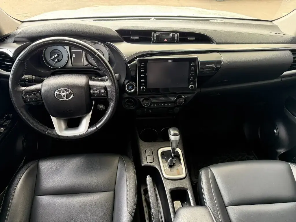 galeria HILUX