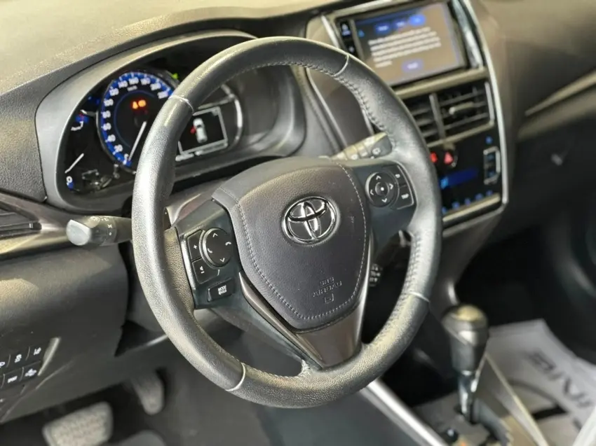 galeria YARIS