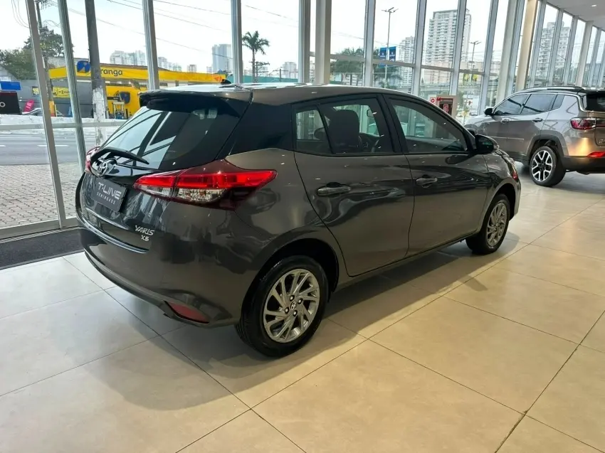 galeria YARIS