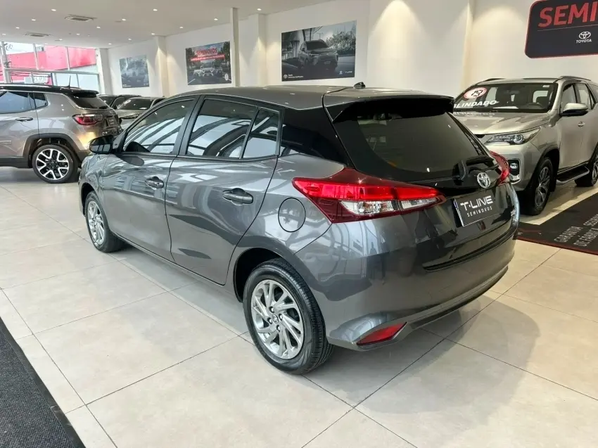 galeria YARIS