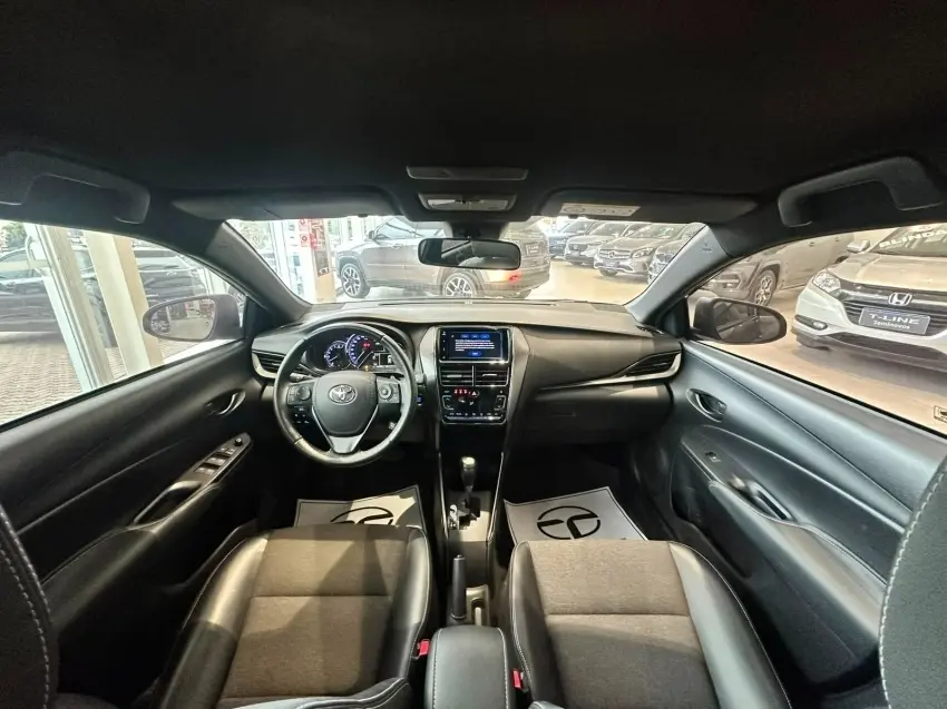 galeria YARIS