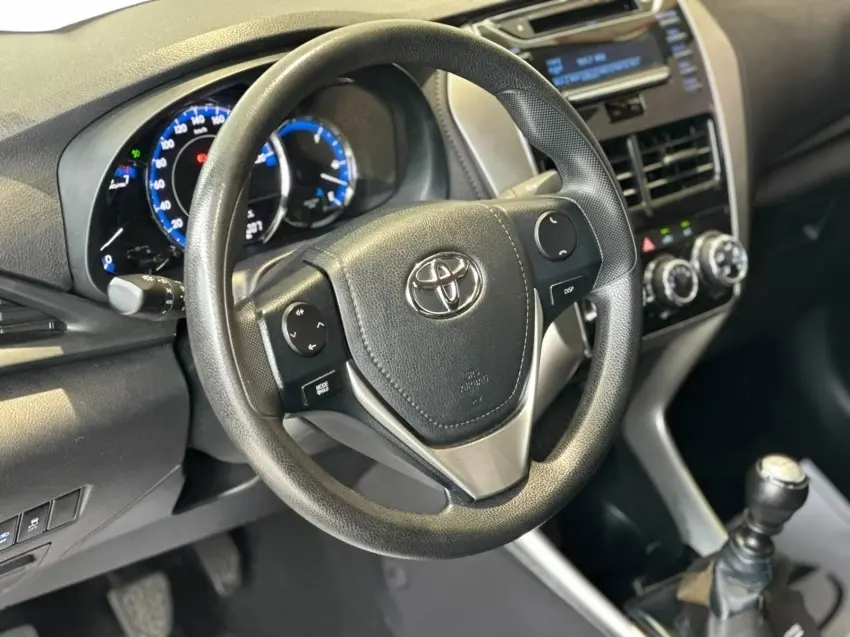 galeria YARIS