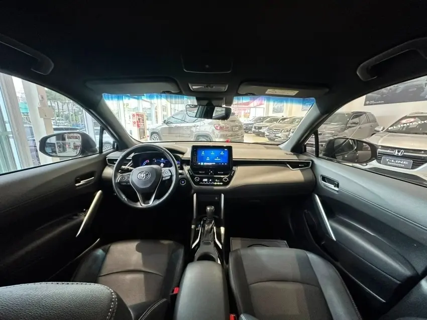 galeria COROLLA CROSS