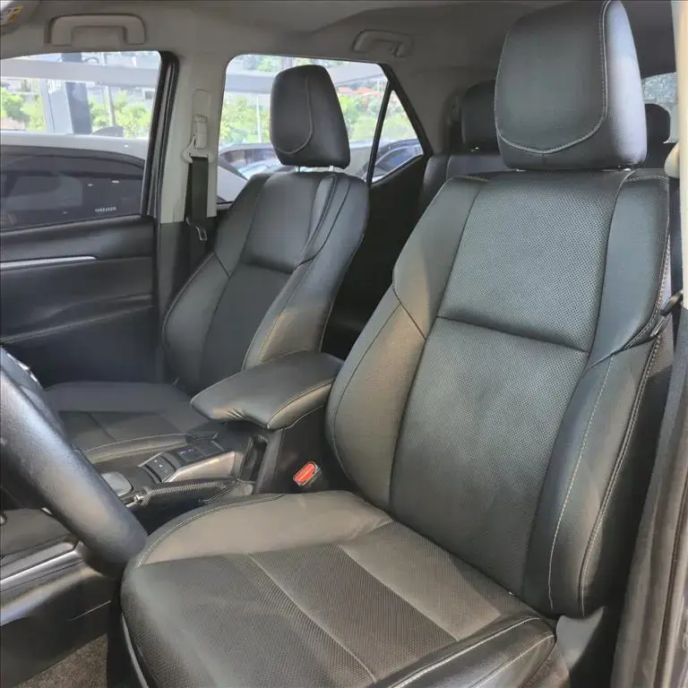 galeria HILUX SW4