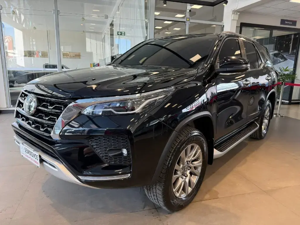 galeria HILUX SW4