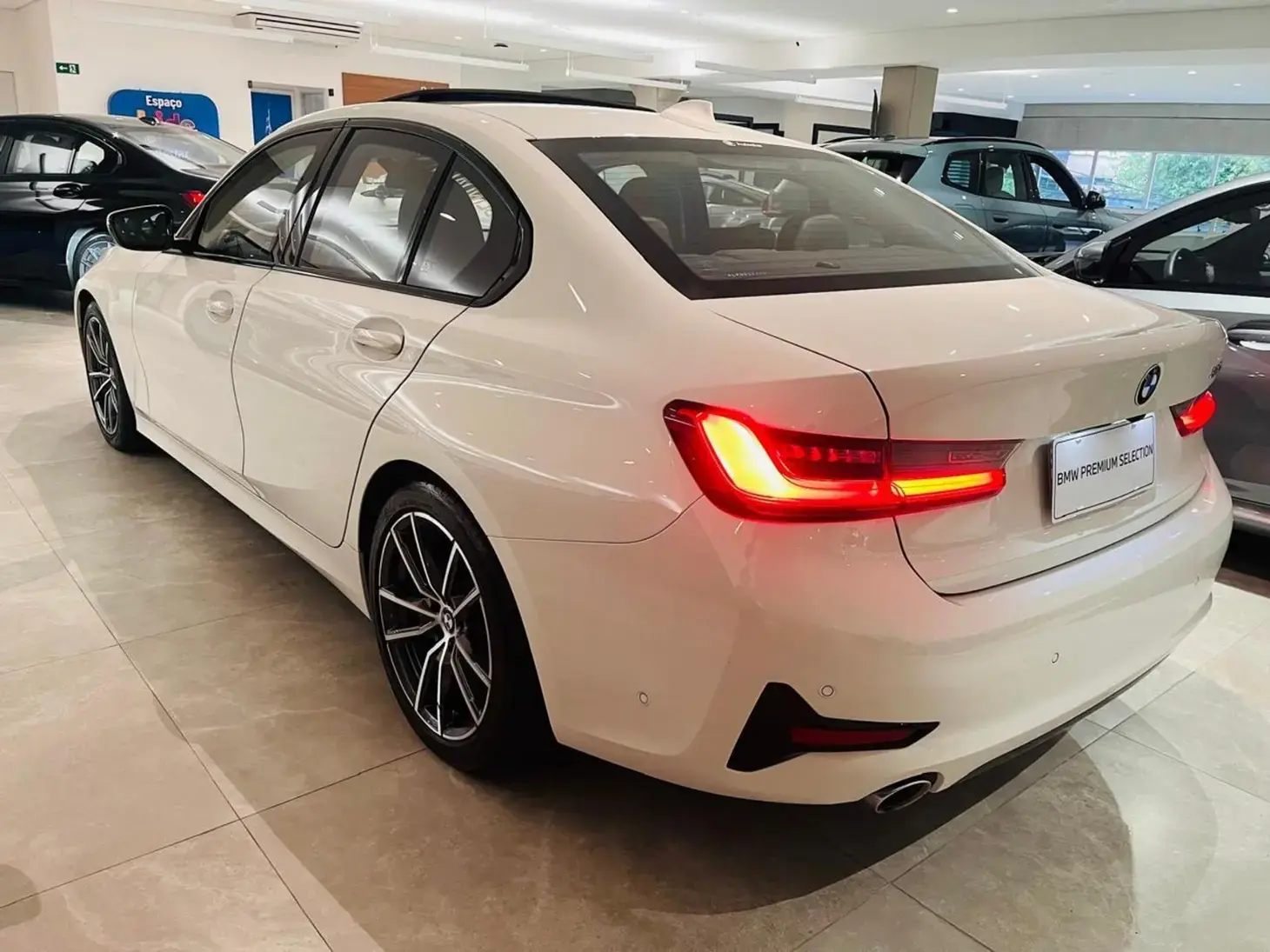 galeria 320i