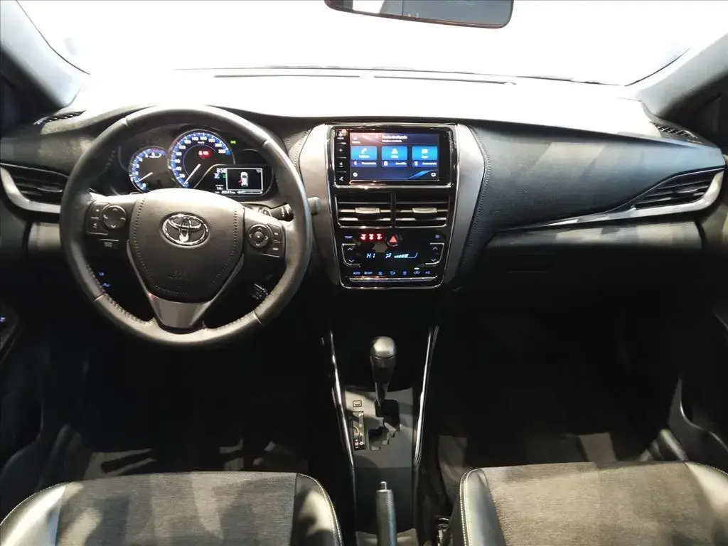 galeria YARIS
