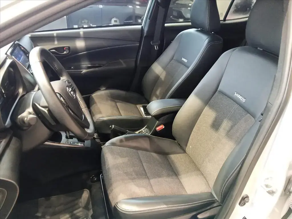 galeria YARIS