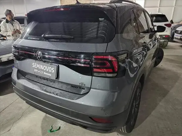 Volkswagen T-CROSS 1.0 200 TSI TOTAL FLEX AUTOMÁTICO