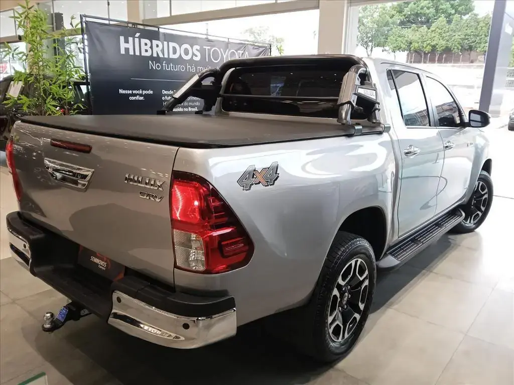 galeria HILUX