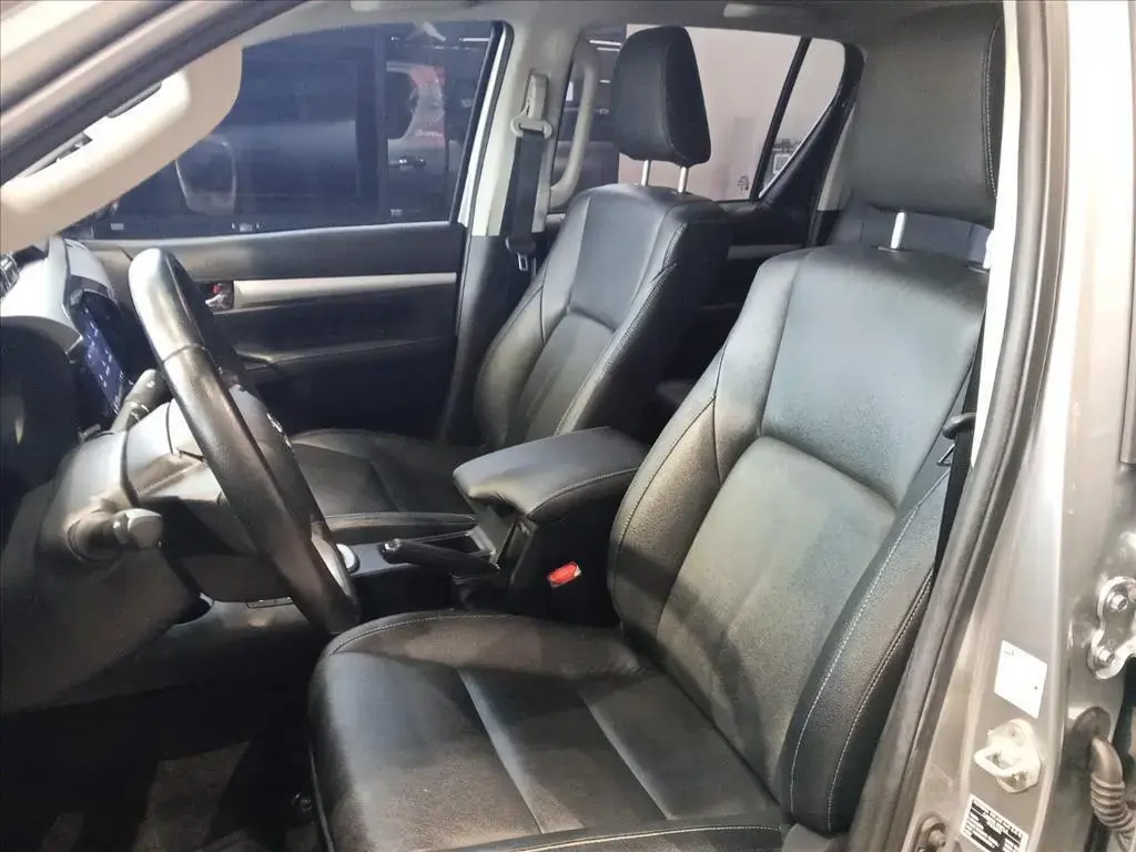 galeria HILUX