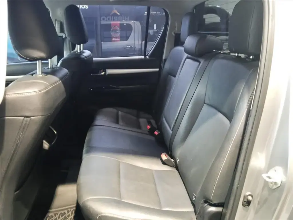 galeria HILUX