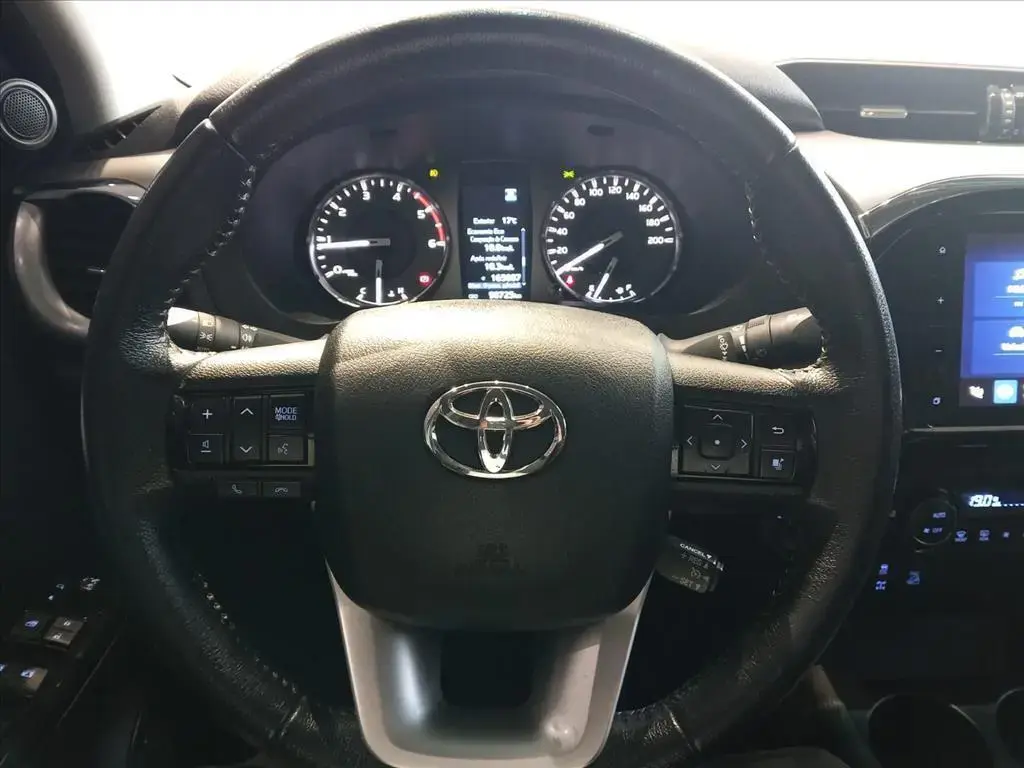galeria HILUX