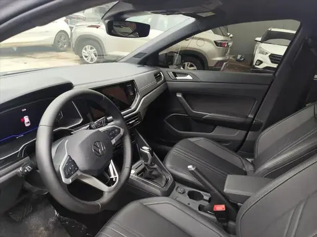 Volkswagen NIVUS 1.0 200 TSI TOTAL FLEX HIGHLINE AUTOMÁTICO