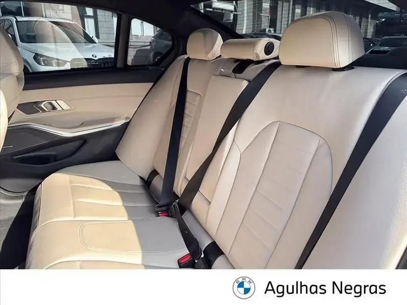 galeria 320I