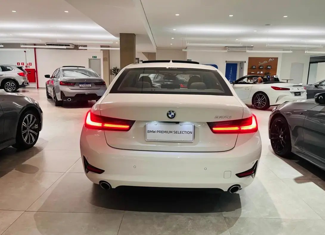galeria 320i