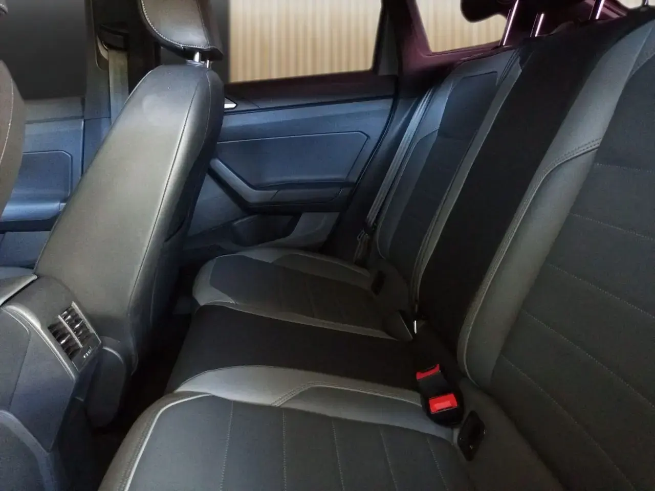 galeria Nivus Highline 1.0 200 TSI Flex Aut.