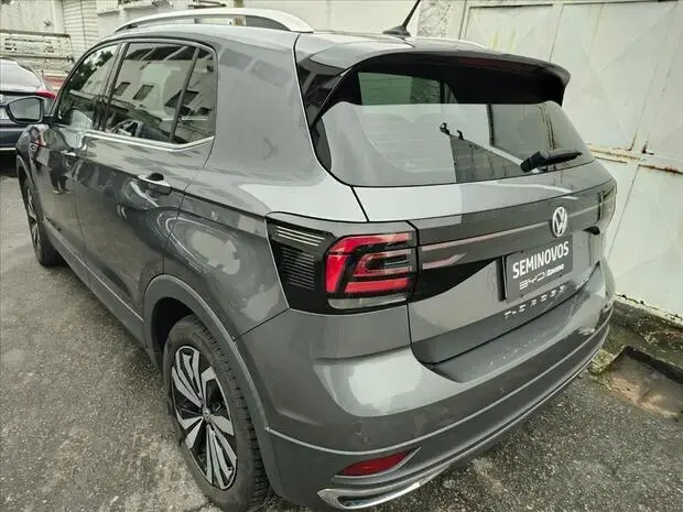 Volkswagen T-CROSS 1.4 250 TSI TOTAL FLEX HIGHLINE AUTOMÁTICO