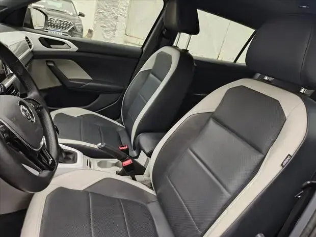 Volkswagen T-CROSS 1.4 250 TSI TOTAL FLEX HIGHLINE AUTOMÁTICO