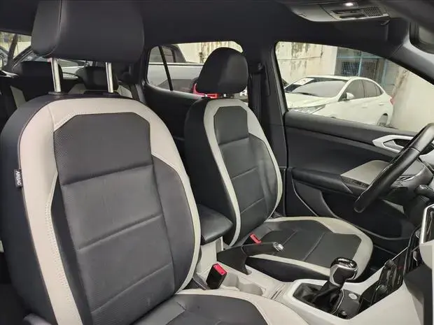 Volkswagen T-CROSS 1.4 250 TSI TOTAL FLEX HIGHLINE AUTOMÁTICO