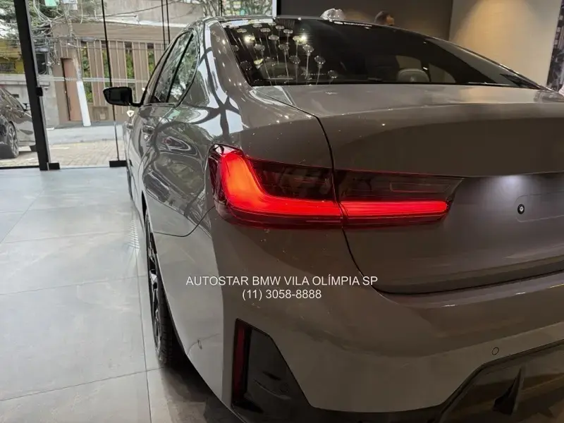 galeria 320i