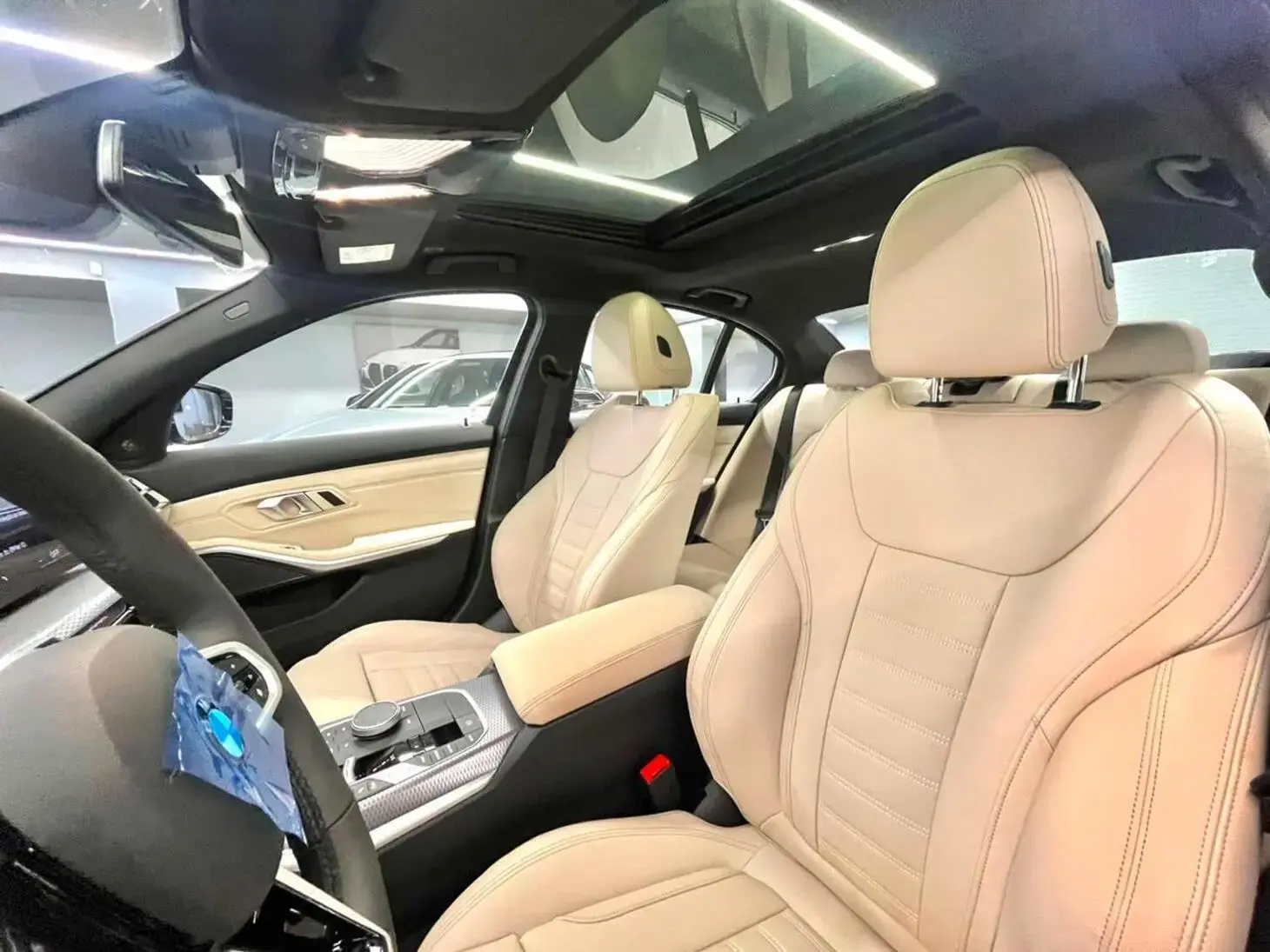 galeria 320i