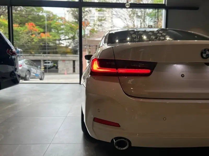 galeria 320i