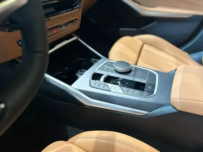 galeria 320i