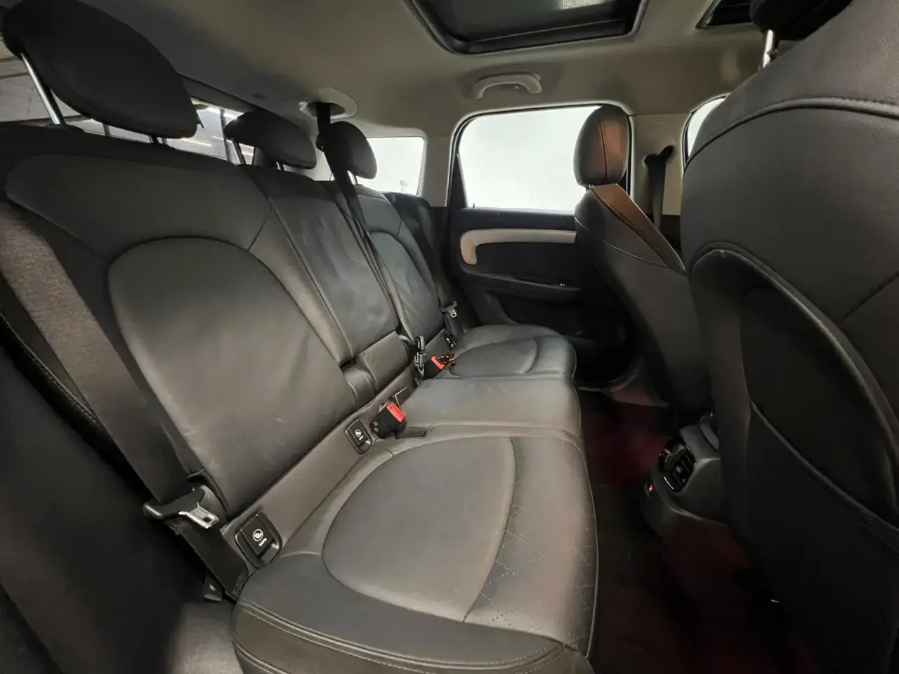 galeria Cooper Countryman