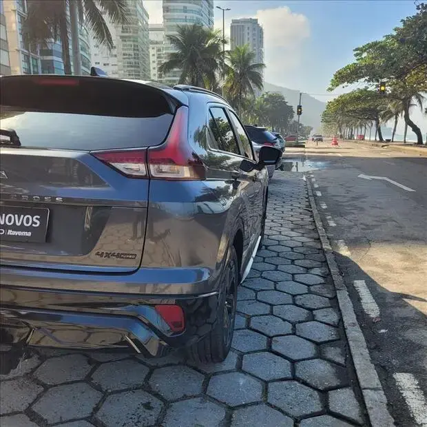 Mitsubishi ECLIPSE CROSS 1.5 MIVEC TURBO GASOLINA HPE-S BLACK S-AWC CVT