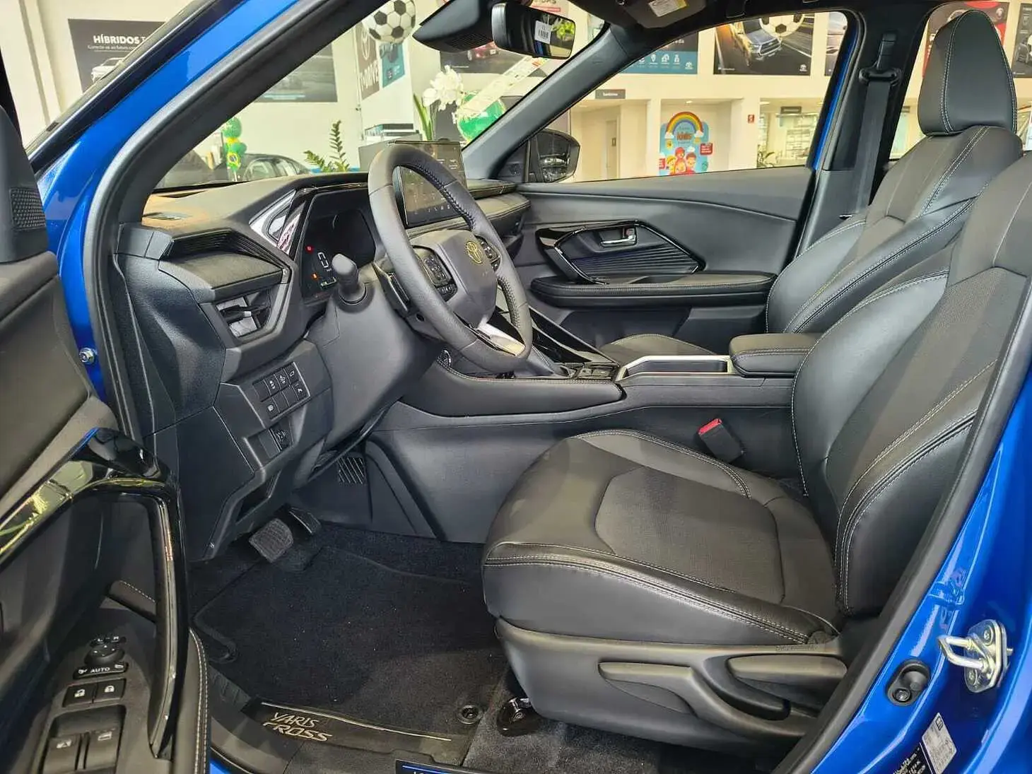 galeria Yaris Cross