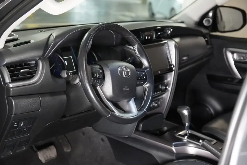 galeria HILUX SW4