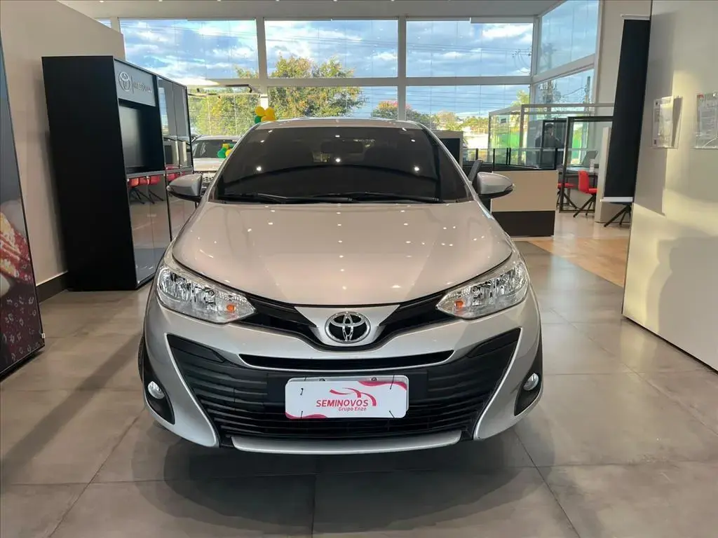 galeria YARIS