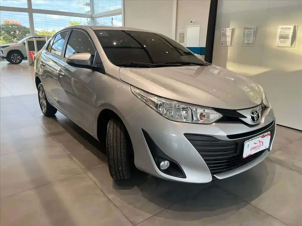 galeria YARIS