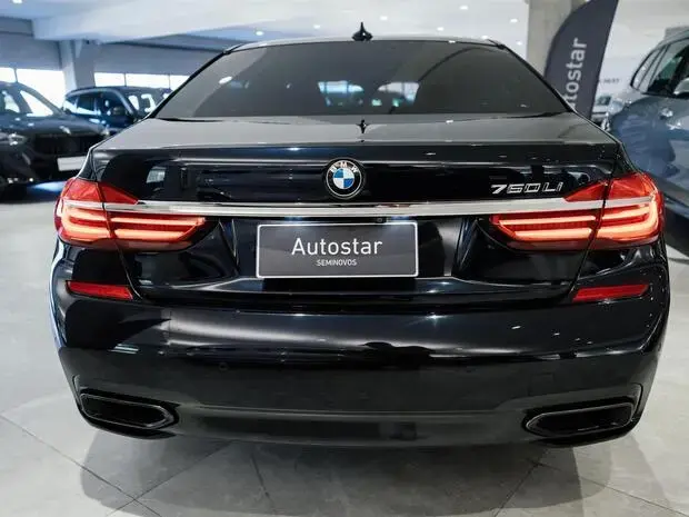 Bmw 750i 750iL M Sport Sedan 4.4 V8 450cv Aut.