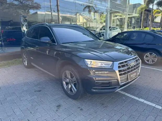 Audi Q5 2.0 TFSI Ambiente S Tronic Quattro