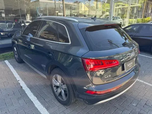 Audi Q5 2.0 TFSI Ambiente S Tronic Quattro