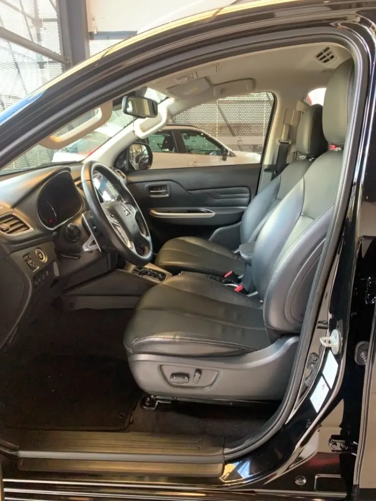 galeria L200 TRITON