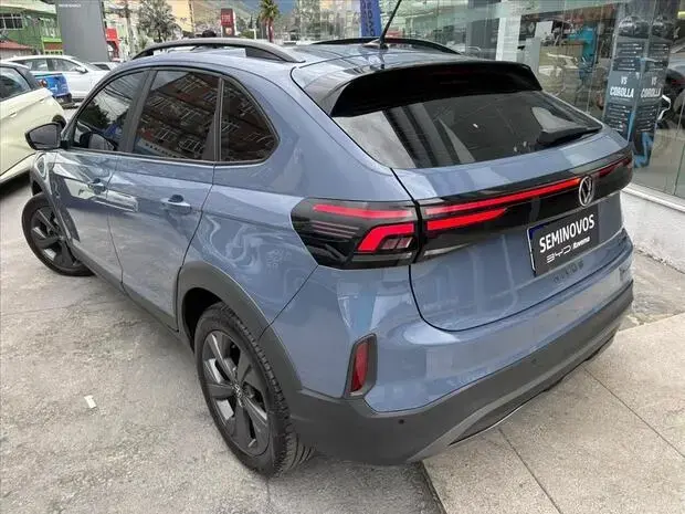 Volkswagen NIVUS 1.0 200 TSI TOTAL FLEX COMFORTLINE AUTOMÁTICO