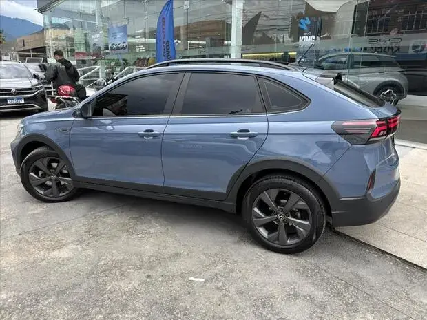 Volkswagen NIVUS 1.0 200 TSI TOTAL FLEX COMFORTLINE AUTOMÁTICO