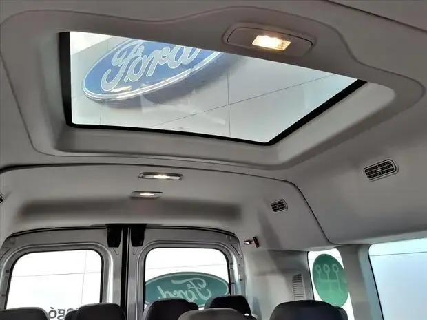 Ford TRANSIT 2.0 ECOBLUE DIESEL MINIBUS 14+1 L3H2 AUTOMÁTICO