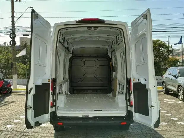 Ford TRANSIT 2.0 ECOBLUE DIESEL FURGÃO L3H3 AUTOMÁTICO