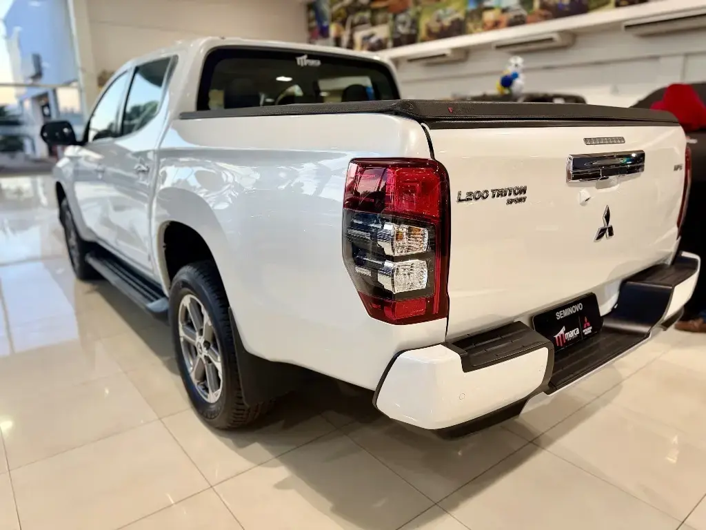 galeria L200 TRITON