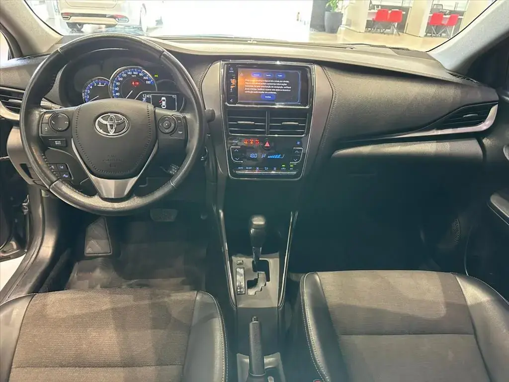 galeria YARIS
