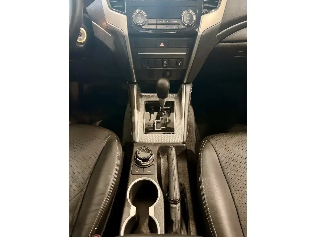 galeria L200 TRITON