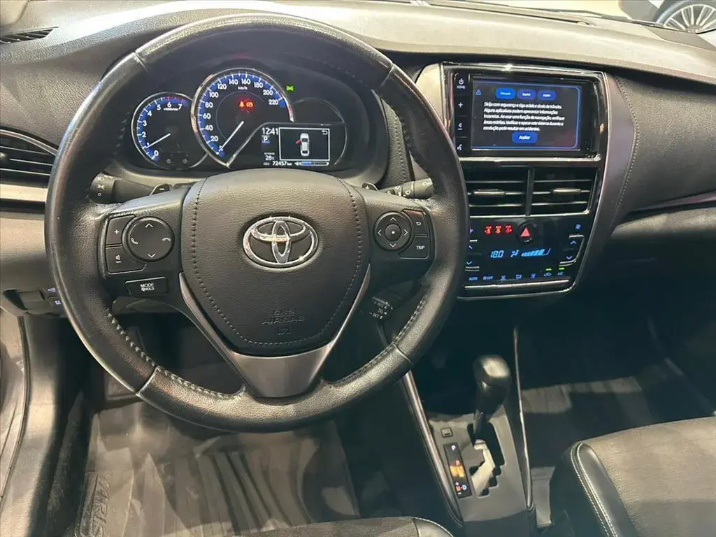 galeria YARIS