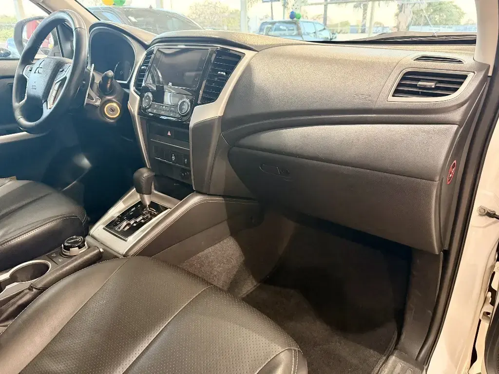 galeria L200 TRITON
