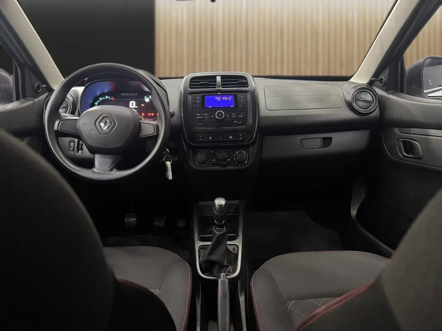 galeria KWID Zen 1.0 Flex 12V 5p Mec.